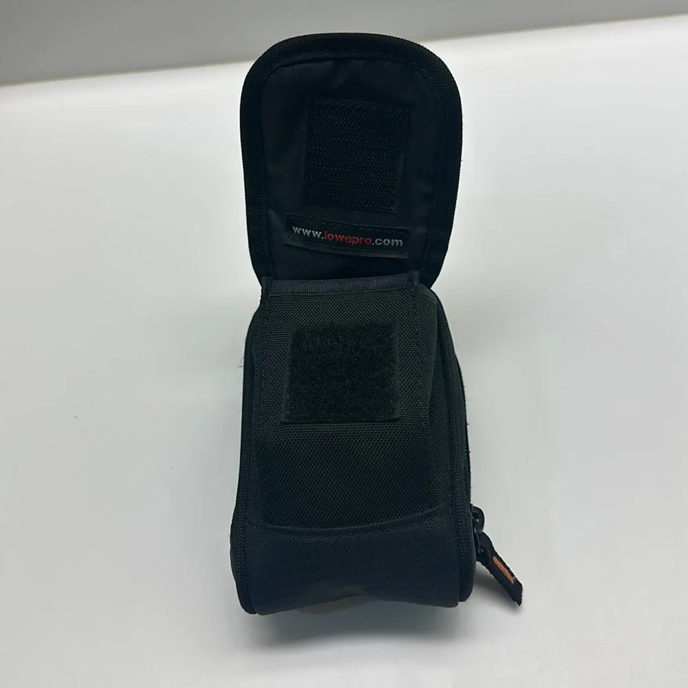 Lowepro Compact Ridge 30 Camera Case – Excellent Condition